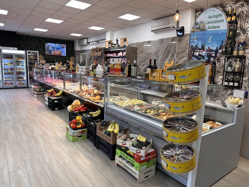 lo spiedo rovente: macelleria, gastonomia e rosticceria